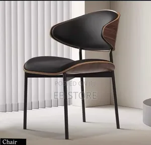 Handcrafted Accent Chairs – Elegant Durable