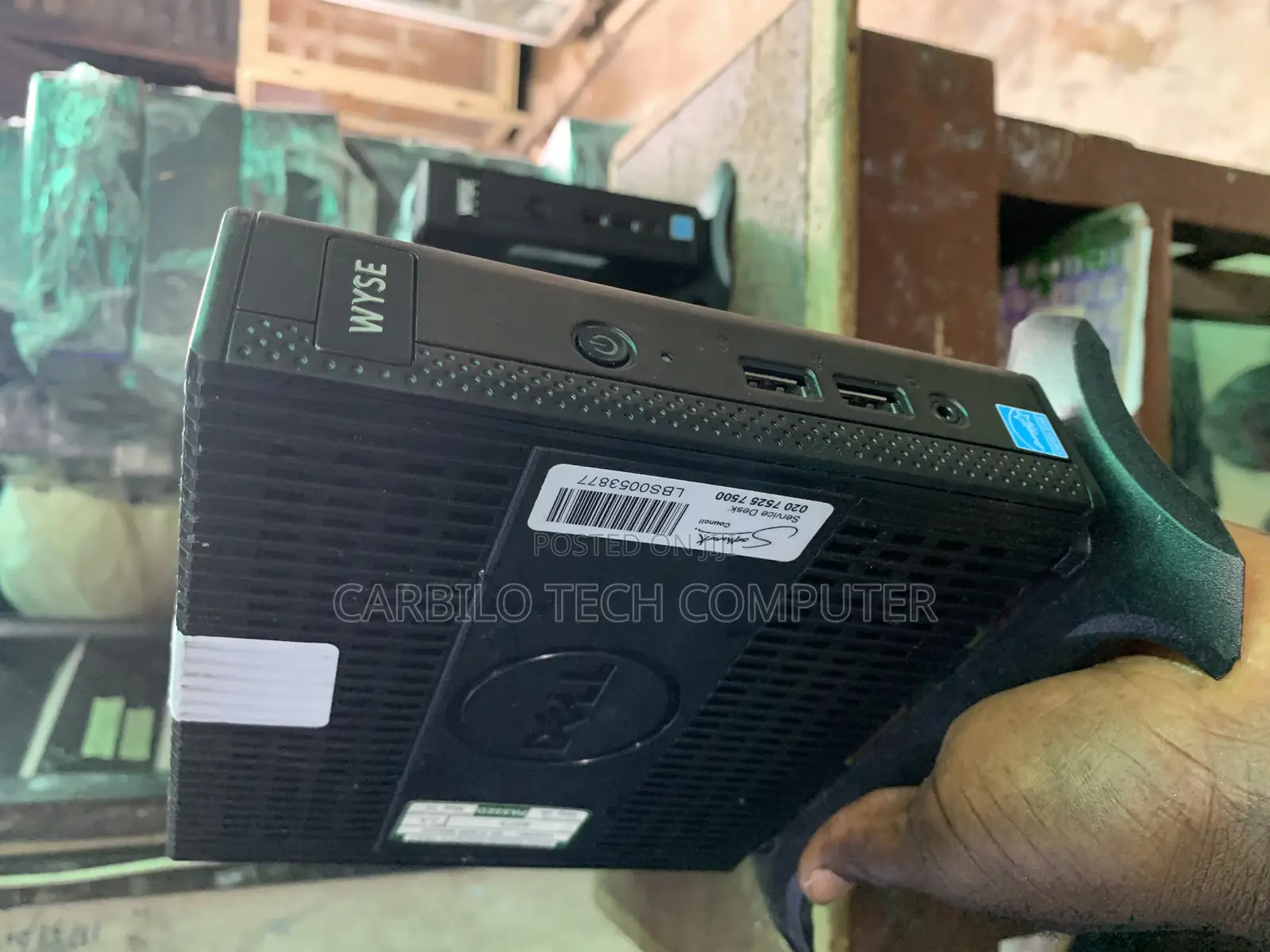 Desktop Computer Dell 4GB HDD+SSD 160GB