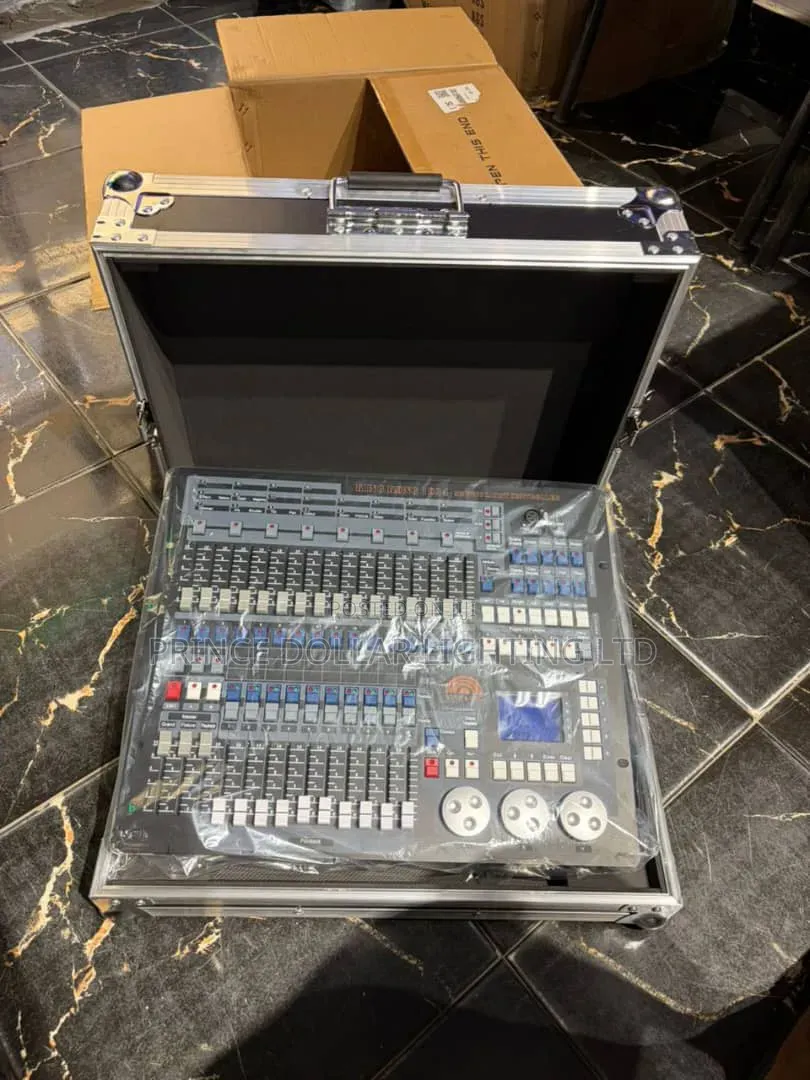 King Kong 1024 DMX Controller