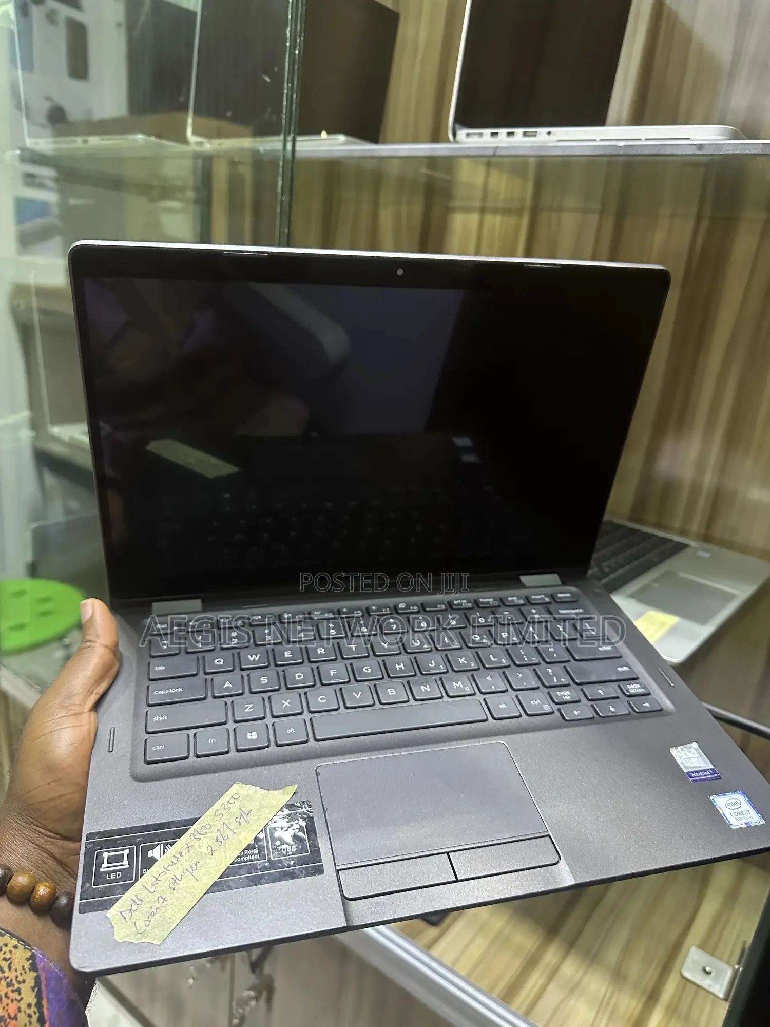 Laptop Dell Latitude 5300 2-in-1 8GB Intel Core Ultra 7 SSD 512GB