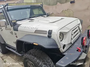 Jeep Wrangler Rubicon 2dr SUV 4WD (3.6L 6cyl 6M) 2015 White