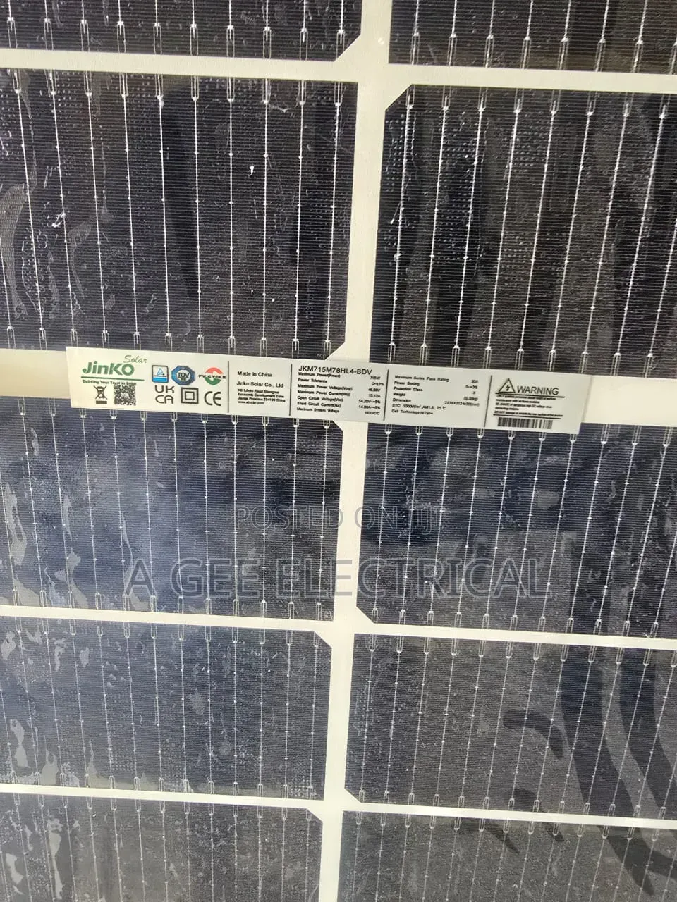 715w Jinko Solar Panel