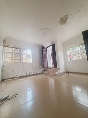 2bdrm Block of Flats in Area 2 for rent