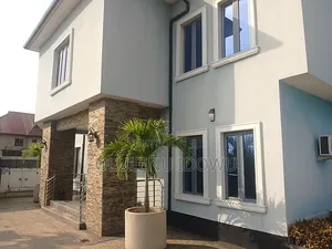 15 Rooms Hotel for Sale at at Fagbile Ijegun