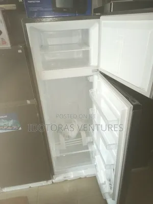 Hisense Double Door 240l