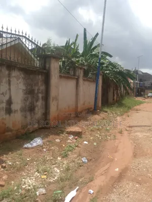 3bdrm Block of Flats in Benin City for sale