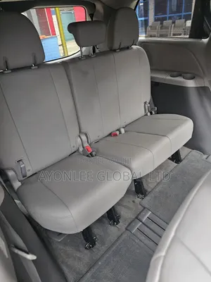 Toyota Sienna XLE Premium 8 Passenger (3.5L 6cyl 8A) 2017 Black