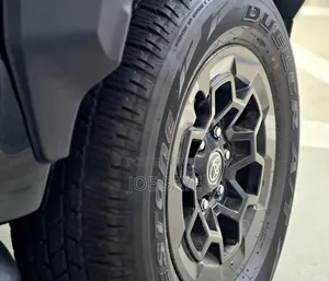 New Toyota Hilux 2025 Black