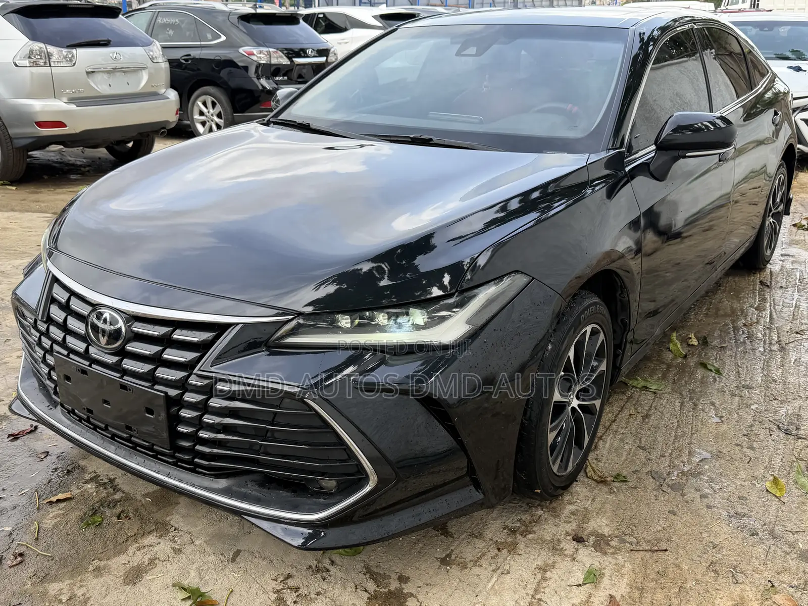 Toyota Avalon 2021 Black