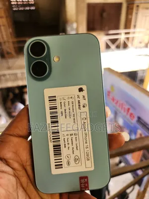 New Apple iPhone 16 128 GB Blue