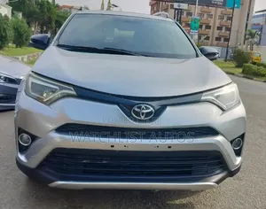 Toyota RAV4 SE AWD (2.5L 4cyl 6A) 2016 Silver