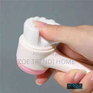 Original Face Brush