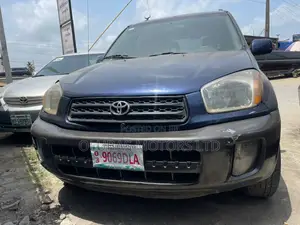 Toyota RAV4 Automatic 2003 Black