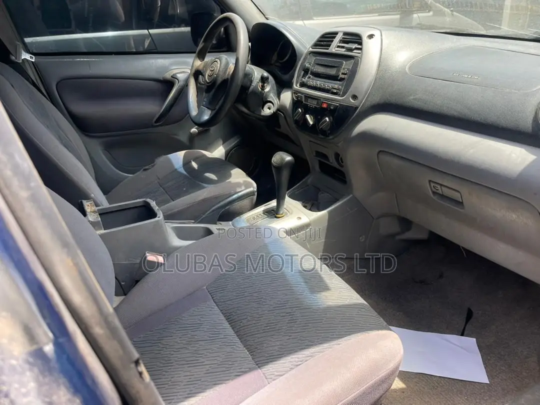 Toyota RAV4 Automatic 2003 Black