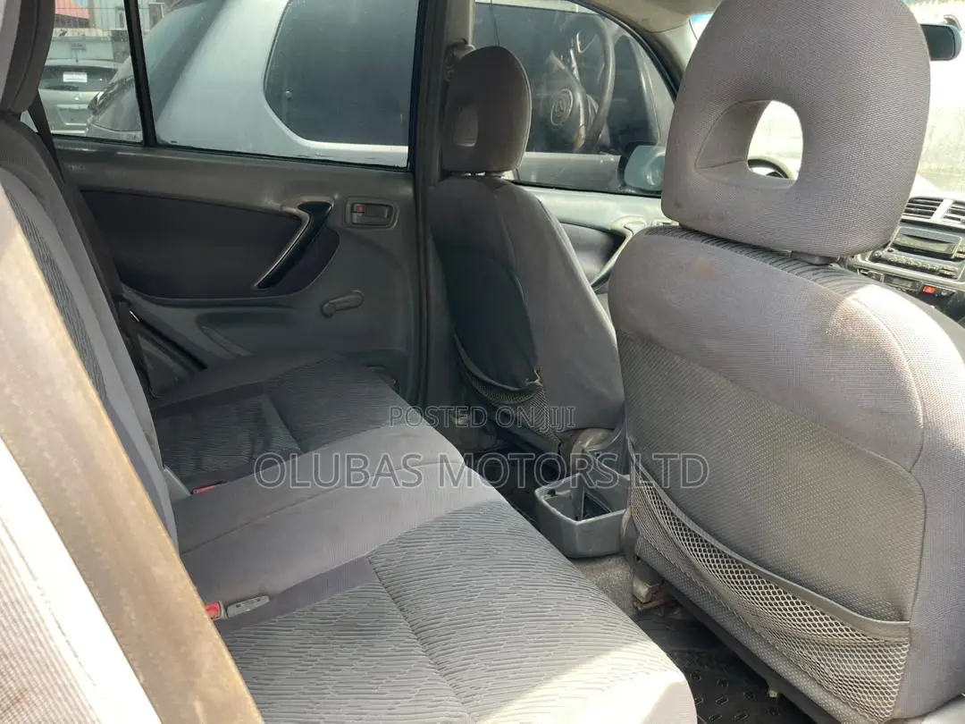 Toyota RAV4 Automatic 2003 Black
