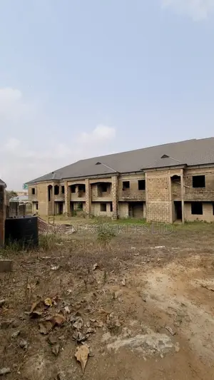 Mixed Use Property of 1o Flats for Sale in Samonda Ibadan