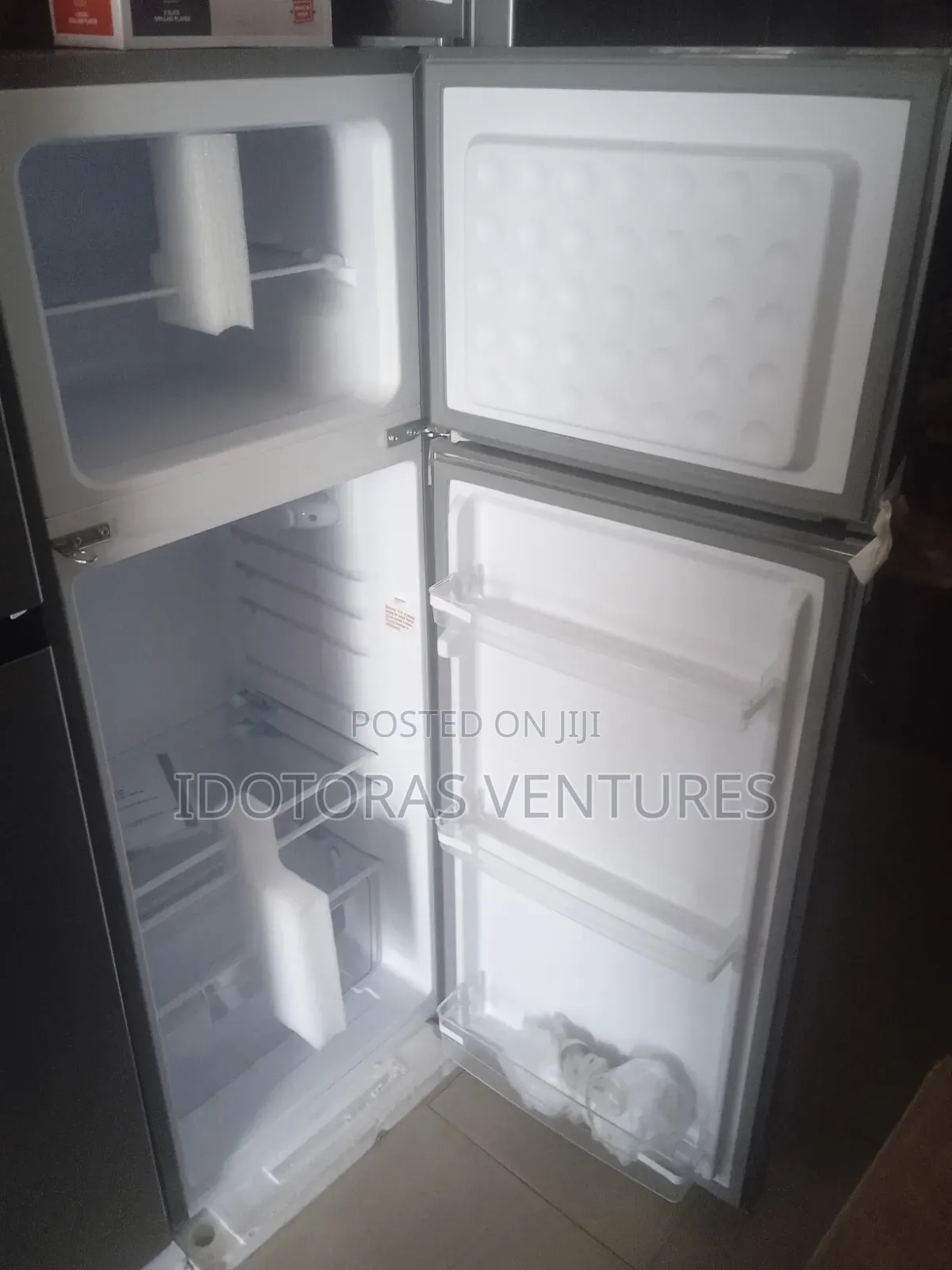 Skyrun Double Door 200l Top Freezer