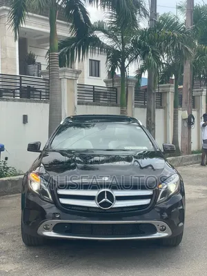 Mercedes-Benz GLA 250 2016 Black