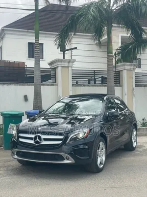Mercedes-Benz GLA 250 2016 Black