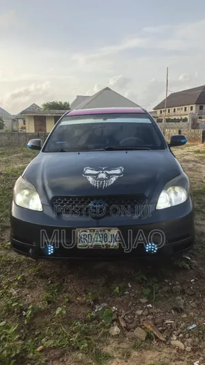 Toyota Matrix Standard FWD (1.8L 4cyl 5M) 2004 Black