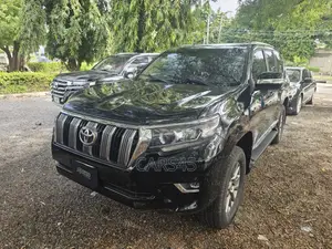 Toyota Land Cruiser Prado 2011 Black
