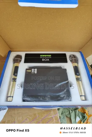 Shure Wireless Microphone Ut-883 With Rechargeable Batteries Charger