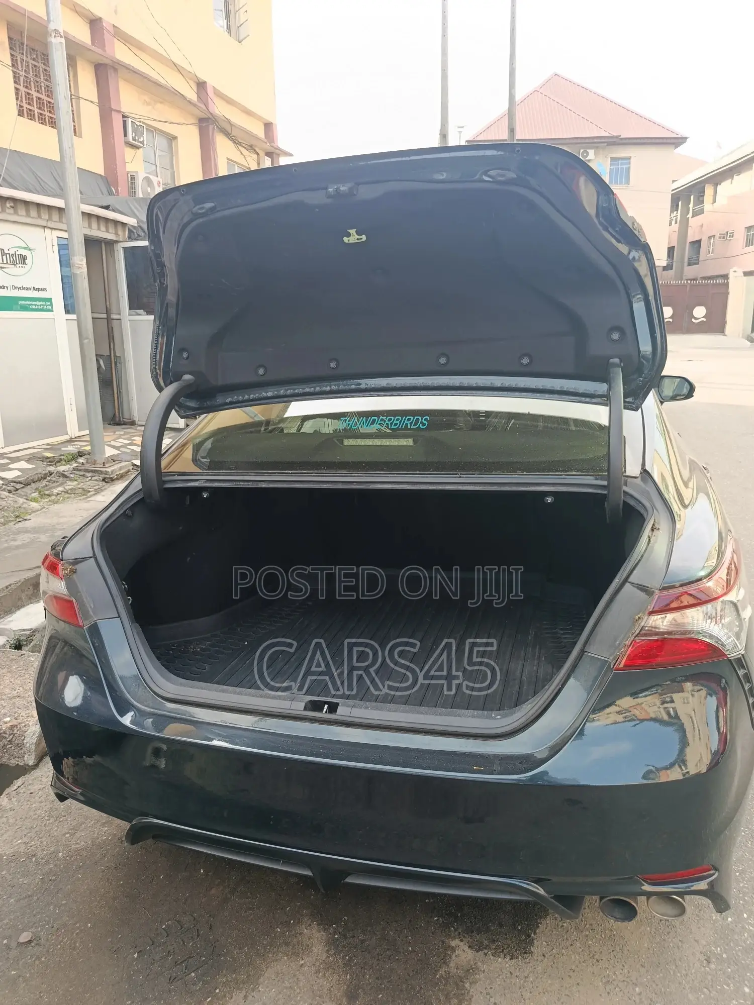 Toyota Camry 2018 Green