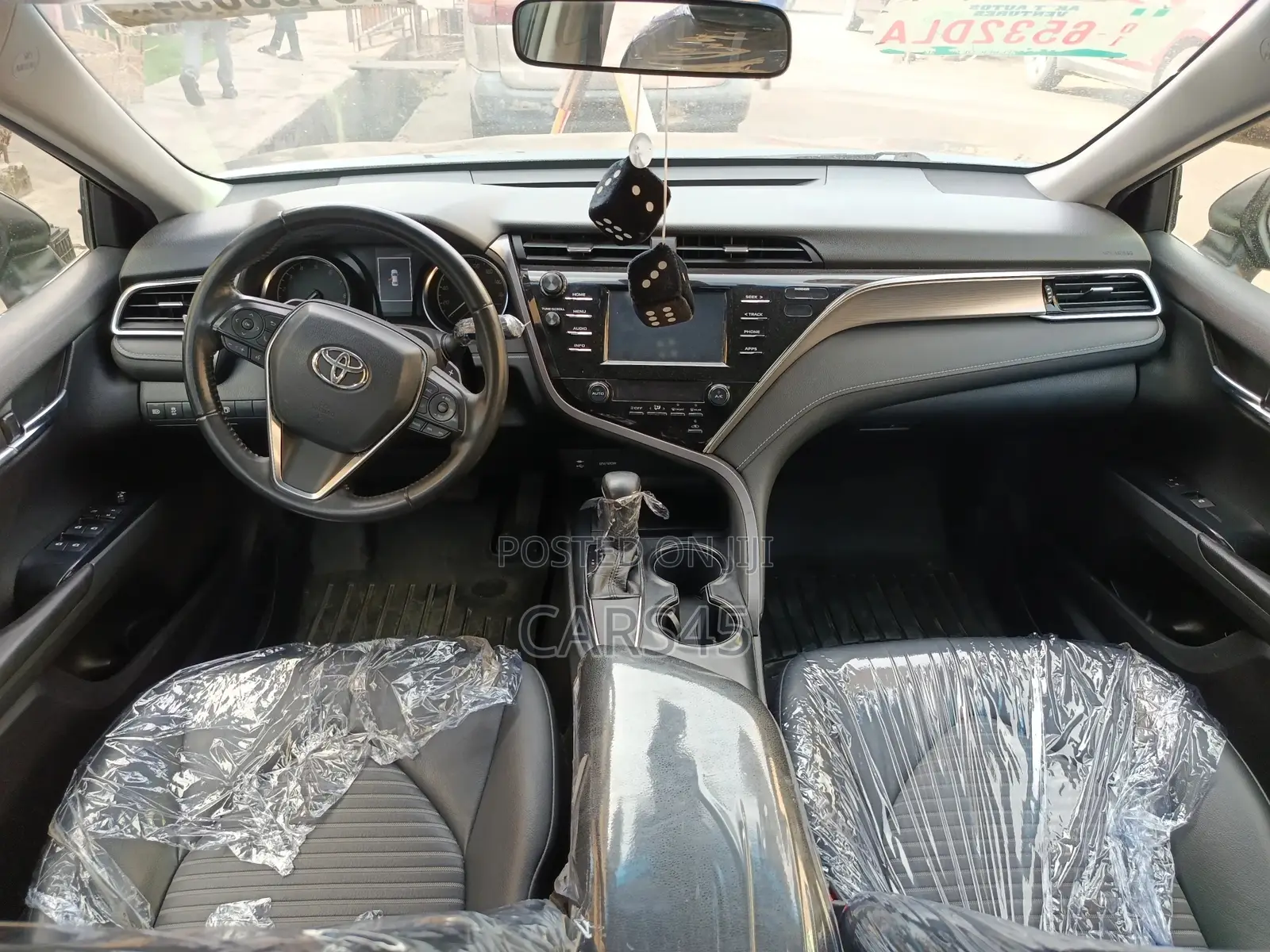 Toyota Camry 2018 Green