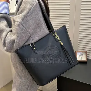 Coach Gallery Tote With Coach Heritage