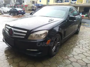 Mercedes-Benz C300 Luxury Sedan AWD (3.0L 6cyl 7A) 2008 Black