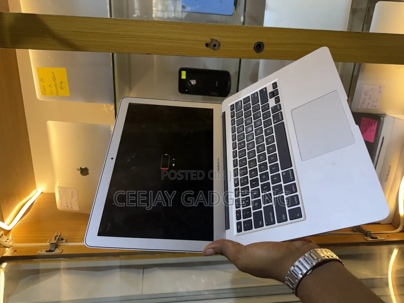 Laptop Apple MacBook Air 2015 4GB Intel Core i5 SSD 128GB
