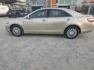 Toyota Camry 2008 Gold