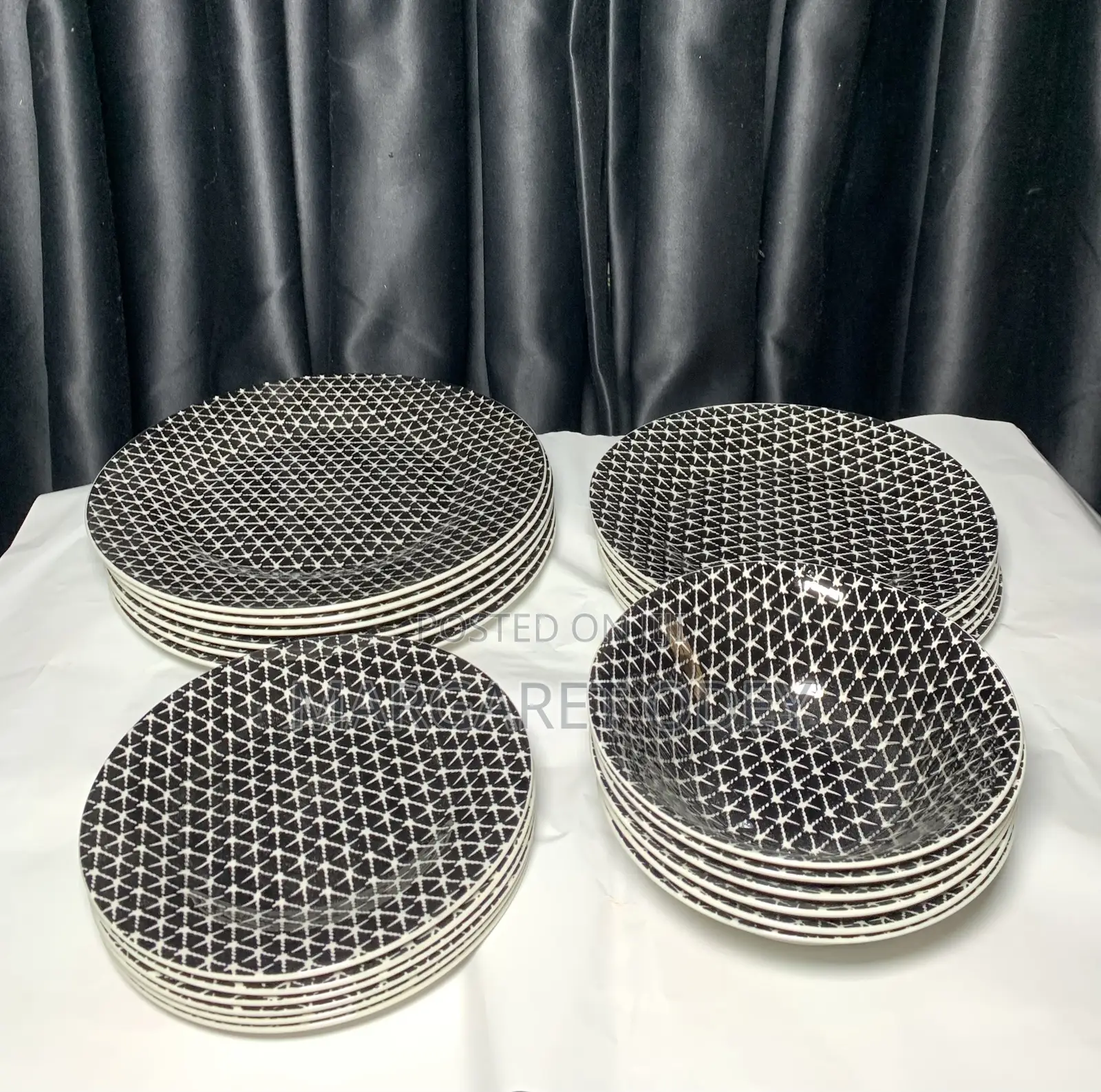 24 Set Dinning Plates