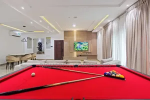 Furnished 3bdrm Apartment in Parkview Estate for rent