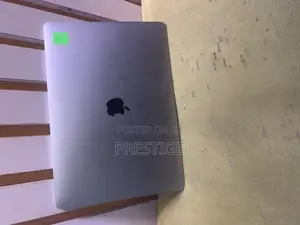 Laptop Apple MacBook Pro 2020 32GB Intel Core i7 SSD 512GB
