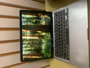Laptop Apple MacBook Pro 2020 32GB Intel Core i7 SSD 512GB