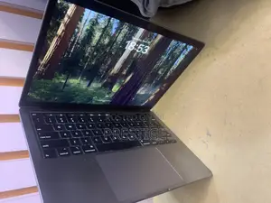 Laptop Apple MacBook Pro 2020 32GB Intel Core i7 SSD 512GB