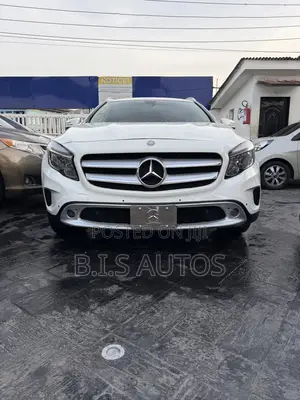 Mercedes-Benz GLA 250 2016 White