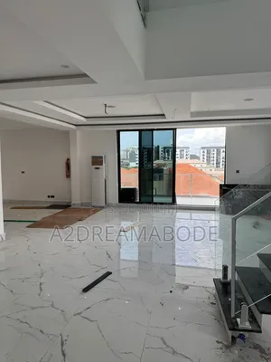 4bdrm Maisonette in Banana Island Road for sale