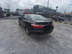Toyota Camry SE 4dr Sedan (2.5L 4cyl 6A) 2016 Black