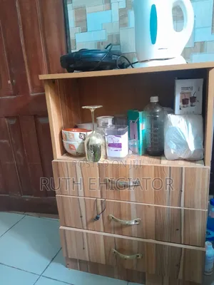 Kitchen/ Bedroomcabinet
