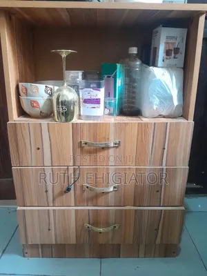 Kitchen/ Bedroomcabinet