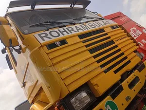 Scania Tractor Head With 8tyres