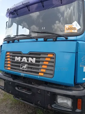 Man Diesel Tipper Truck With 12tyres