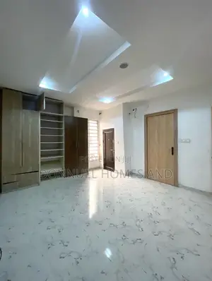 4bdrm Duplex in Lekki Expressway for rent