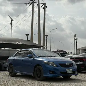 Toyota Corolla 2009 Blue