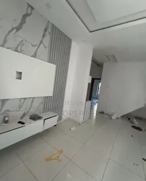 Mini Flat in Agungi for rent