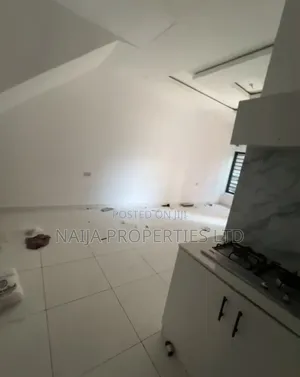 Mini Flat in Agungi for rent