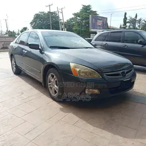 Honda Accord 2006 Gray