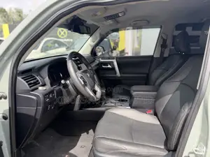Toyota 4-Runner TRD Sport 2WD 2023 Maroon